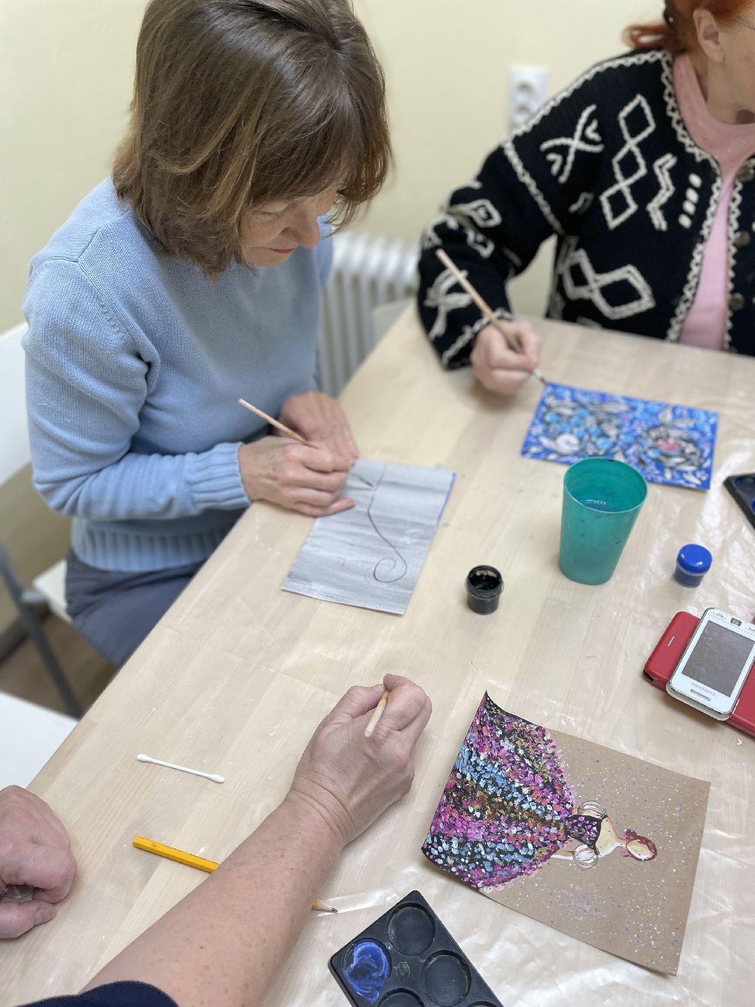 Клин, общество