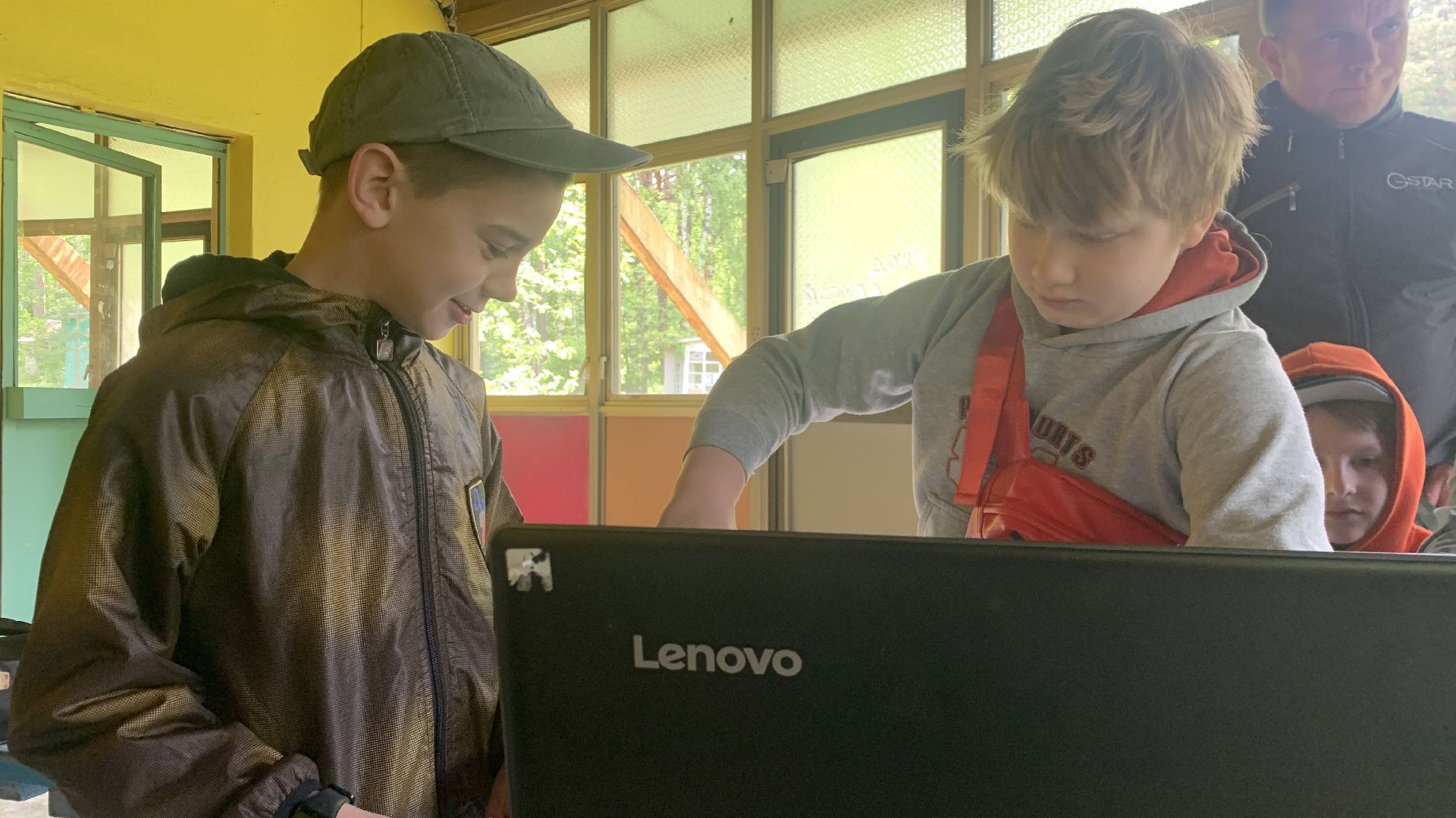 Ступино, образование, ДЭЦ Островок