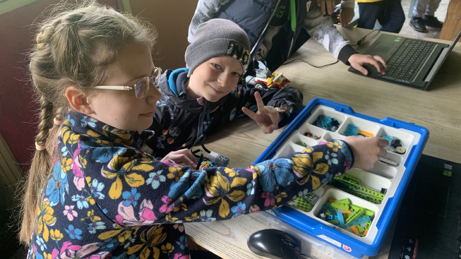 Ступино, образование, ДЭЦ Островок