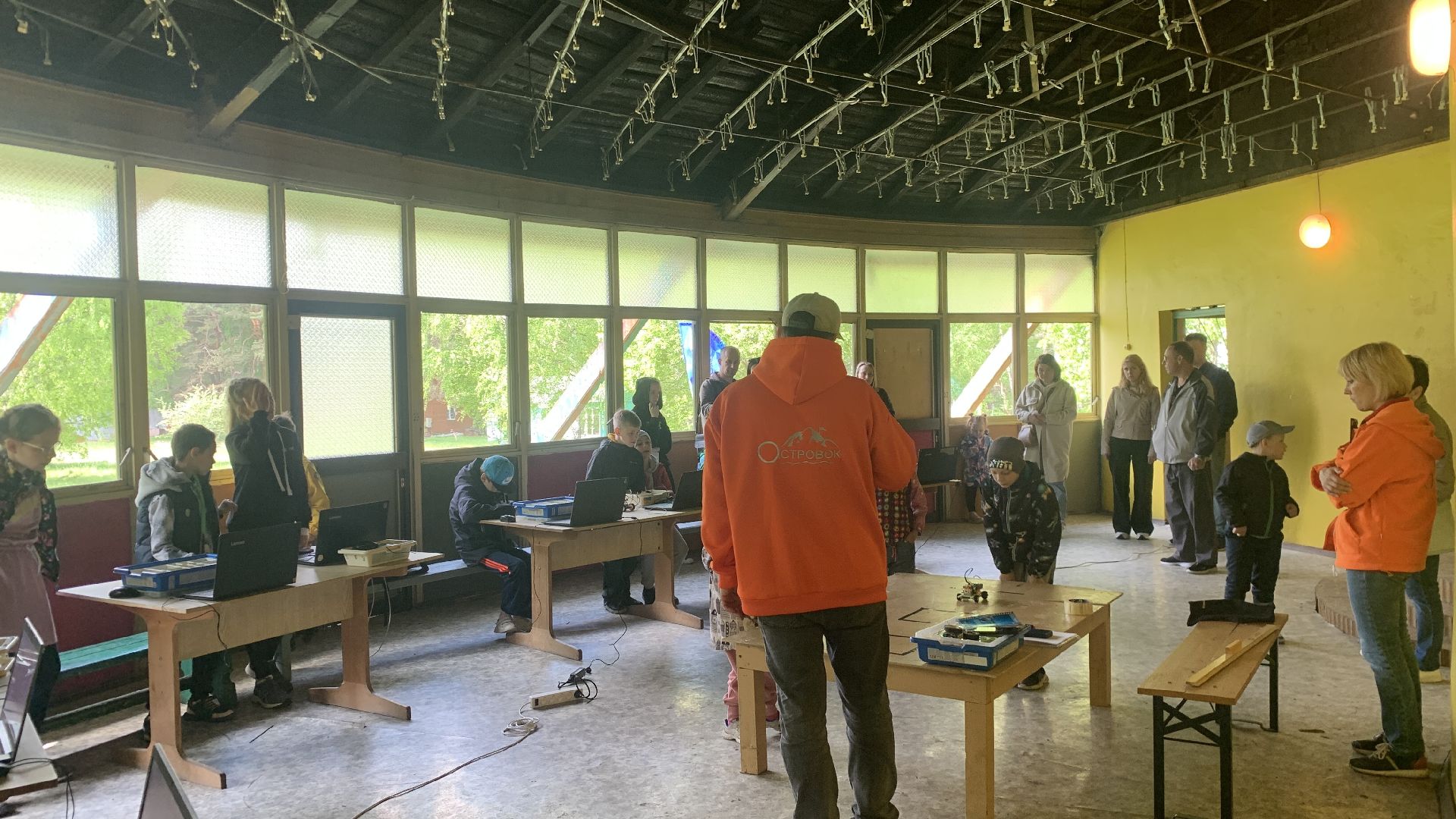 Ступино, образование, ДЭЦ Островок