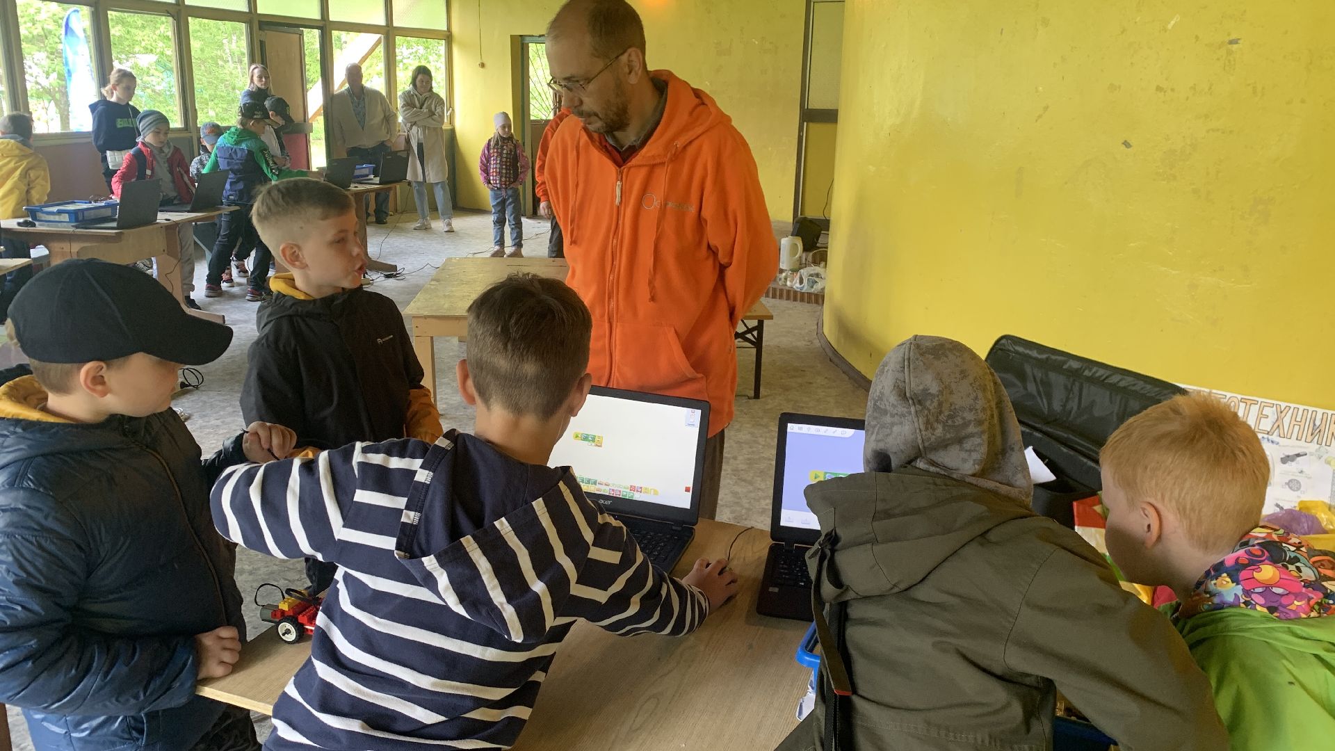 Ступино, образование, ДЭЦ Островок