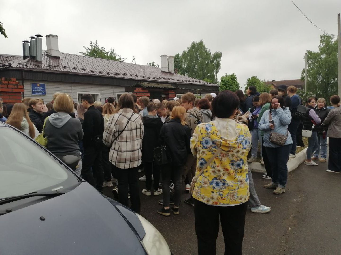 молодежь, серпухов, работа, деньги, благоустройство, монастырь, школьники, студенты,