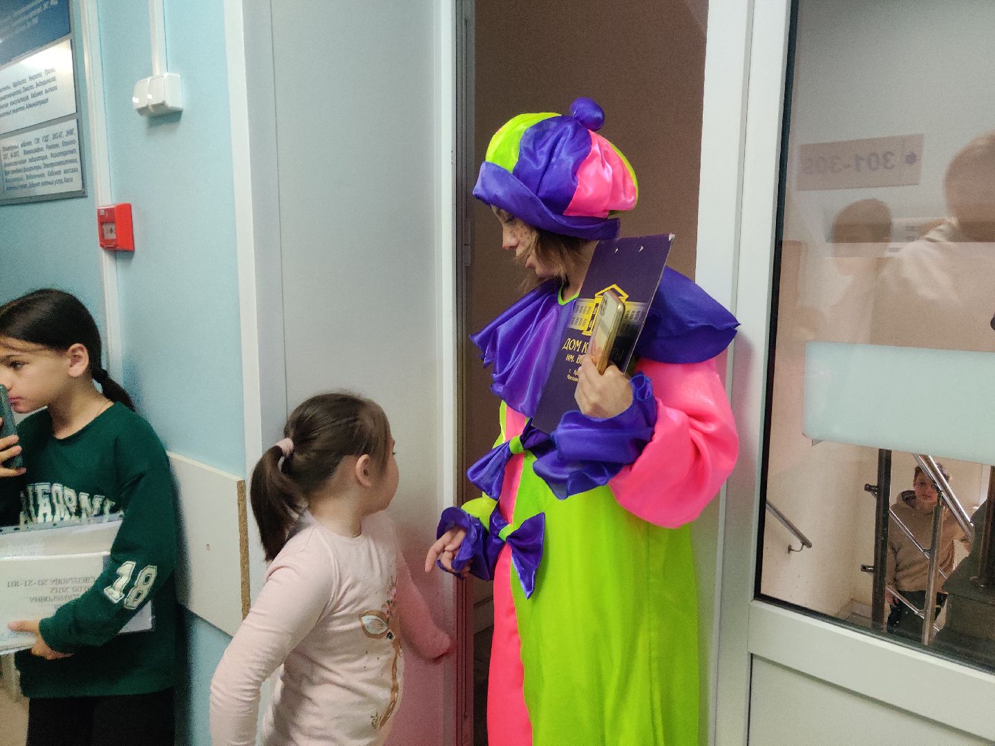 Красноармейск, Пушкинский, диспансеризация, дети, рисунки на асфальте