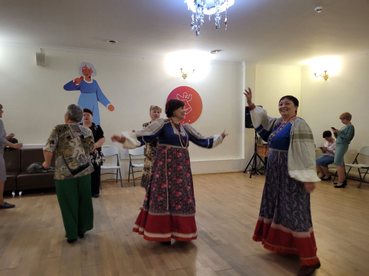 золотой возраст; видное; активное долголетие; дискотека