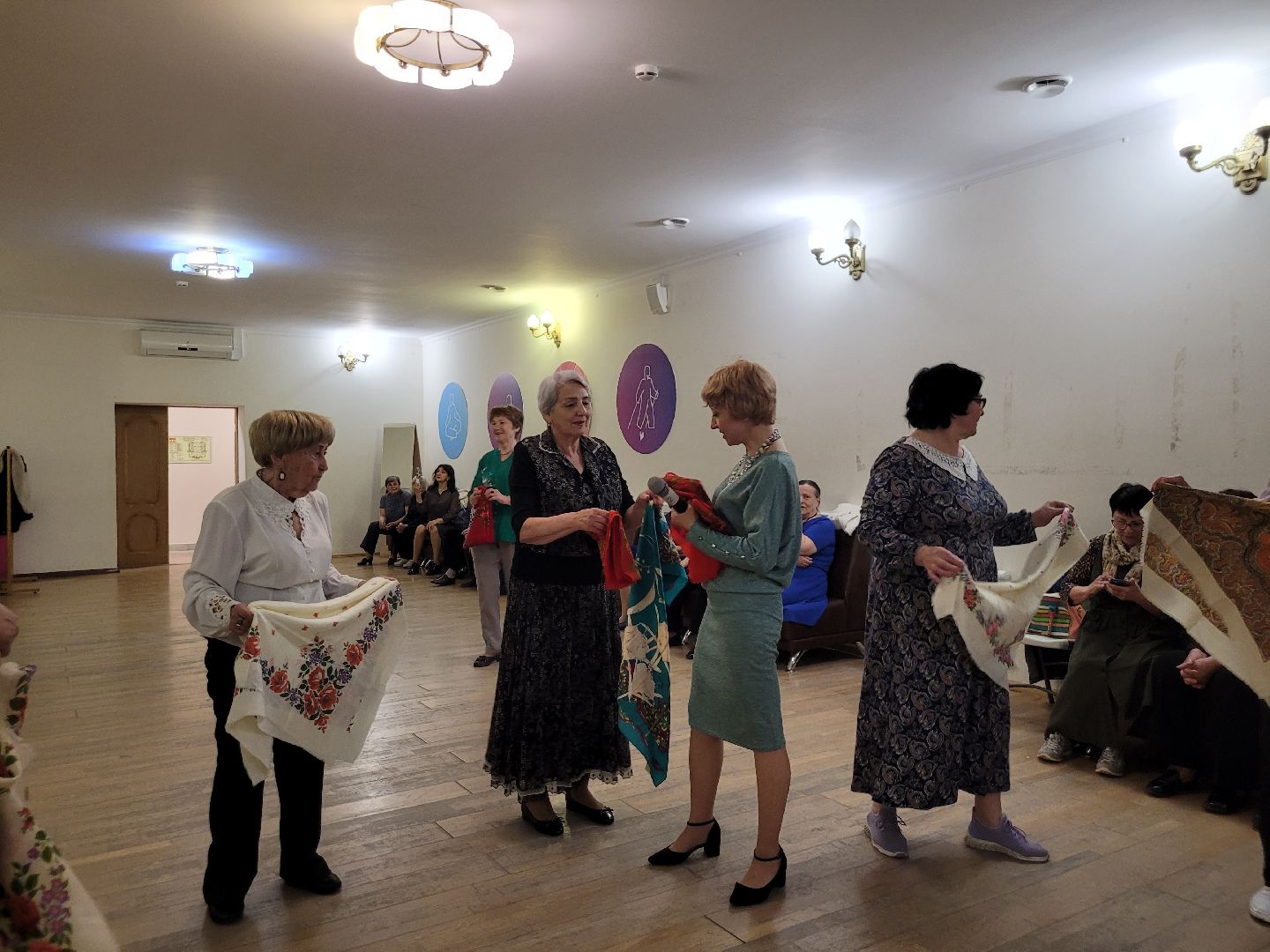 золотой возраст; видное; активное долголетие; дискотека