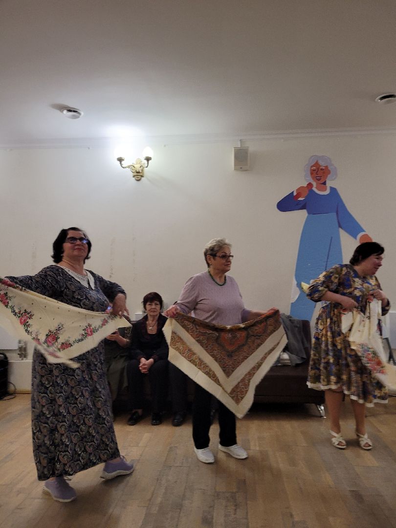 золотой возраст; видное; активное долголетие; дискотека