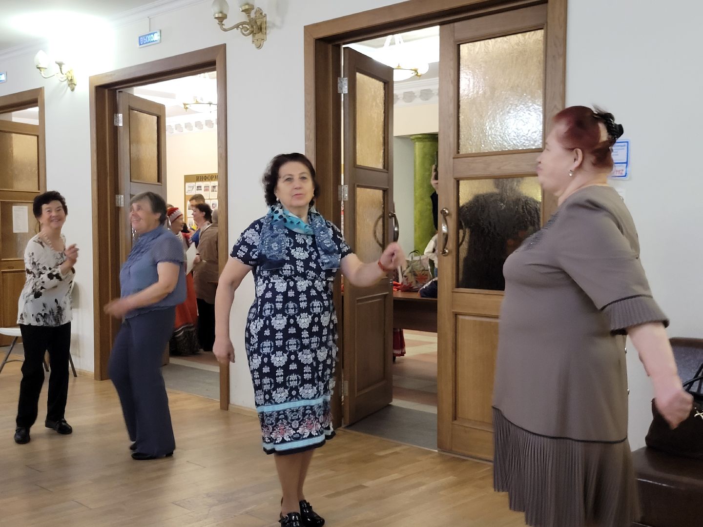 золотой возраст; видное; активное долголетие; дискотека