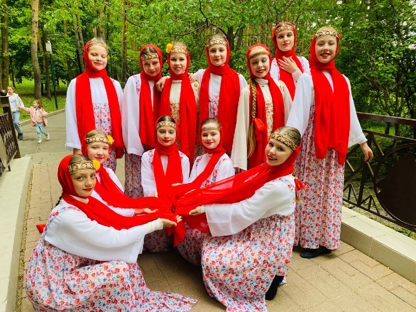 Домодедово, день славянской письменности, парк Елочки, общество