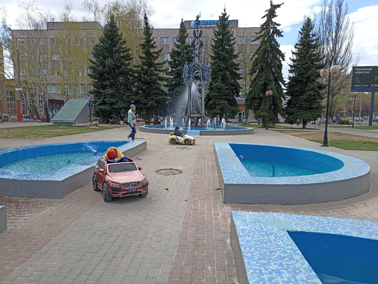 Серпухов, Подмосковье, дети, фонтаны, развлечения
