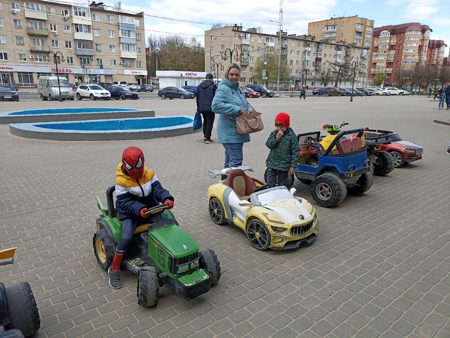 Серпухов, Подмосковье, дети, фонтаны, развлечения