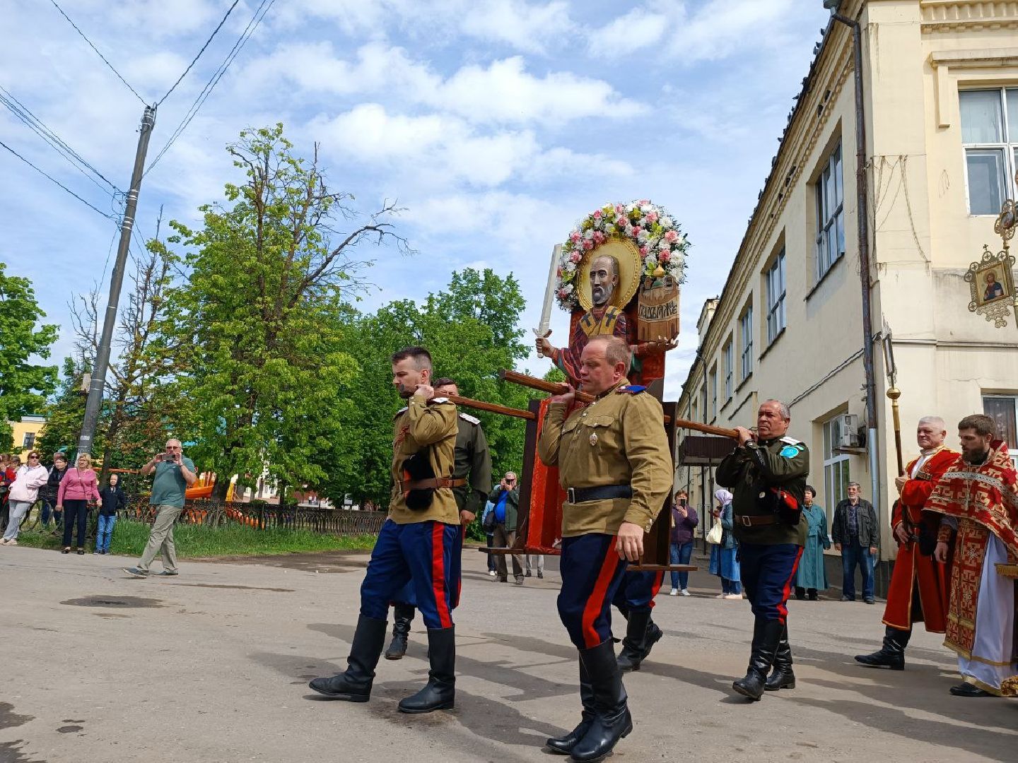 Можайск, Можайский городской округ, Подмосковье, День города, день Святого Николая Чудотворца, крестный ход