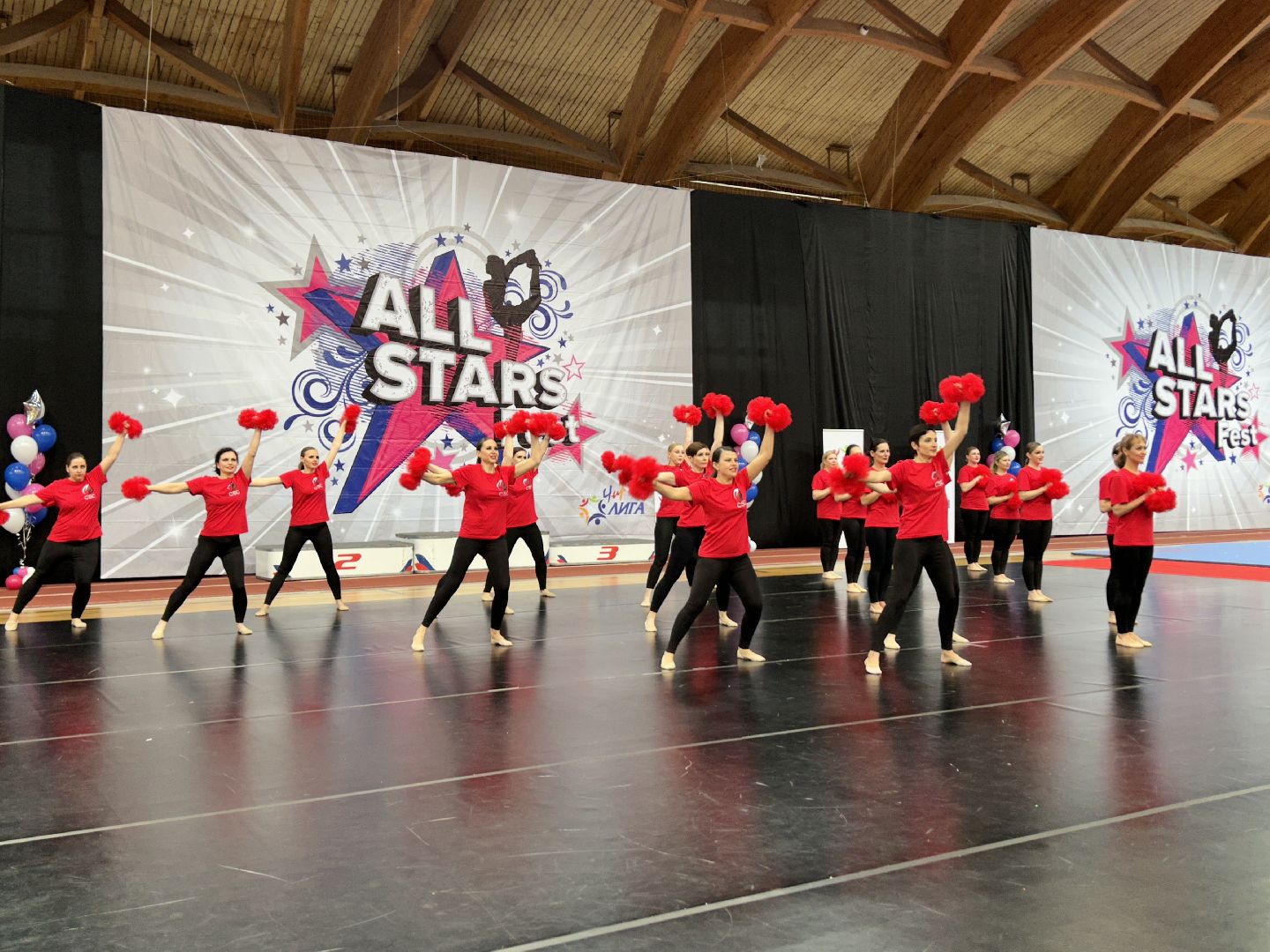 фестиваль, чирлидинг, Щелково, танцы, акробатика