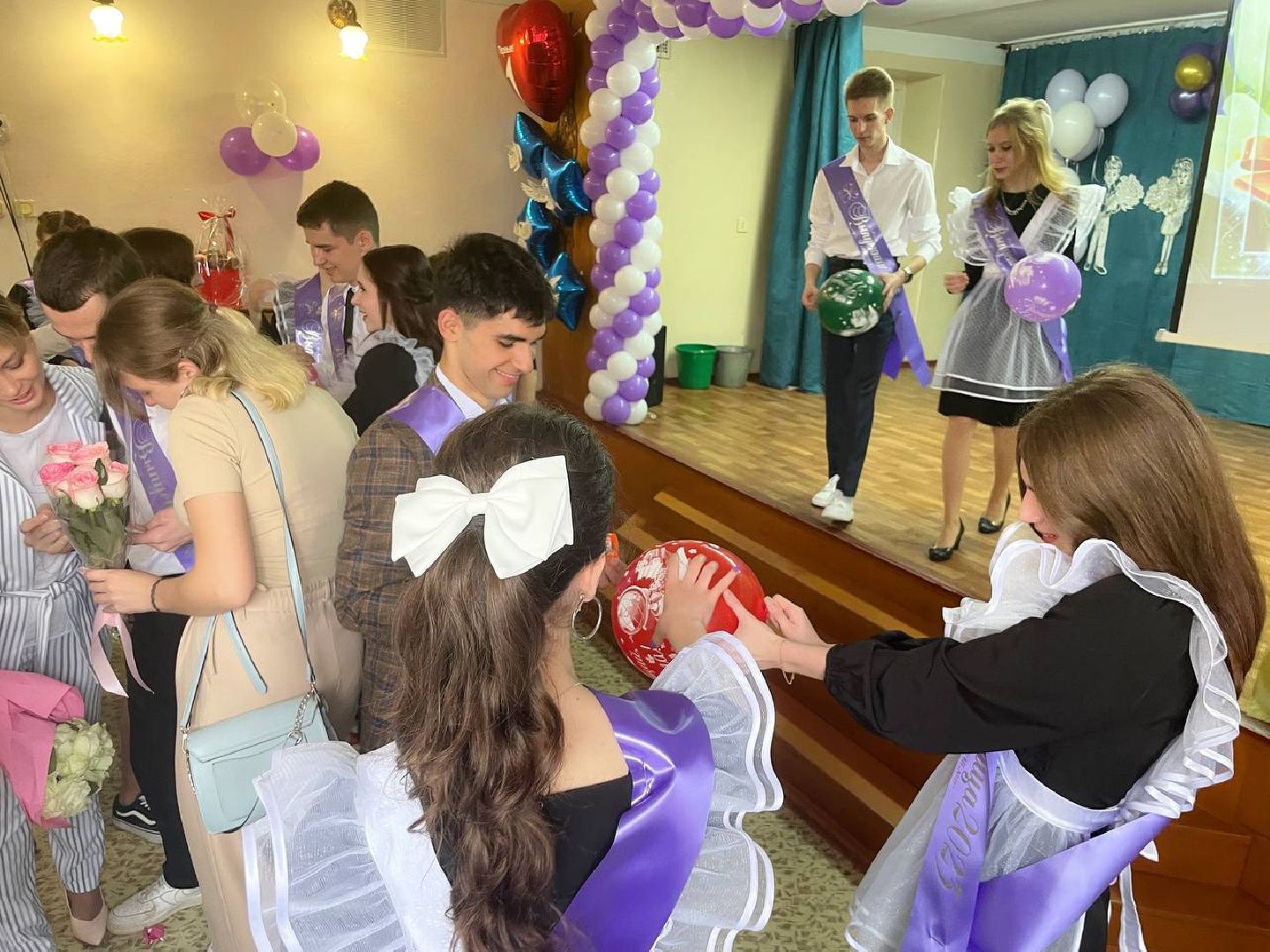 Сергиев Посад, Сергиево-Посадский городской округ, Образование, Школа, Последний звонок, Выпускники