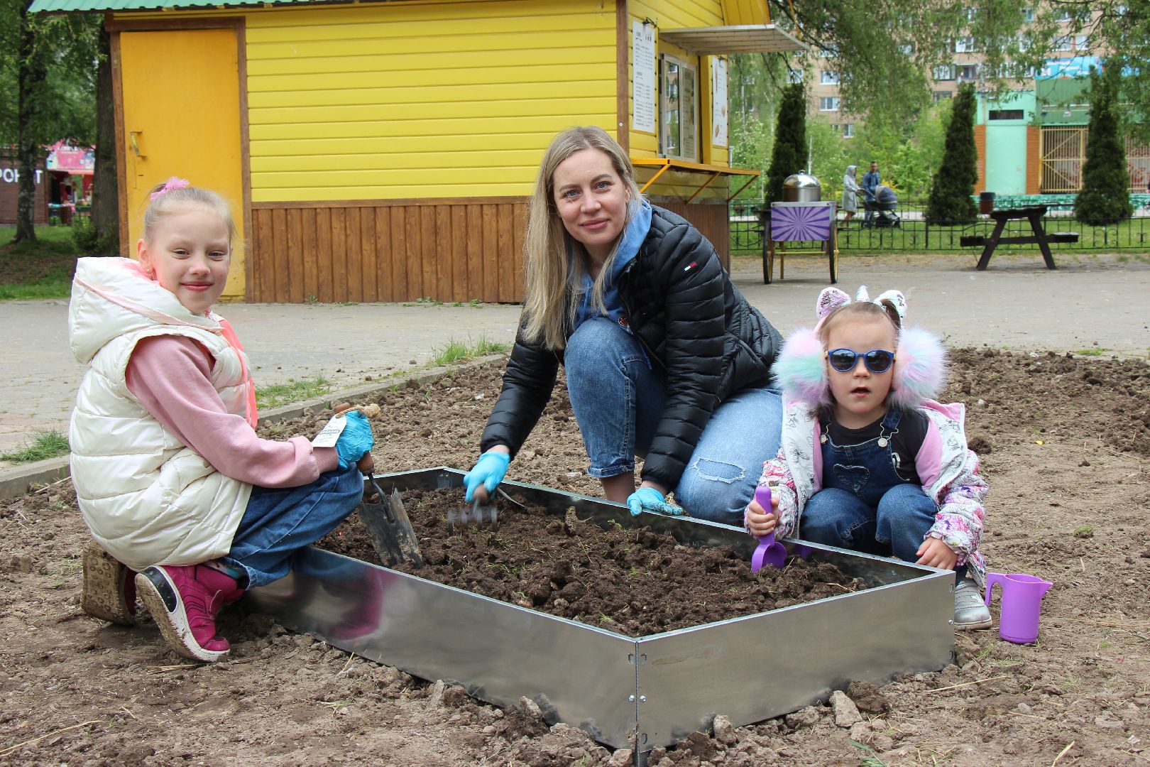 Лобня, парк, огород