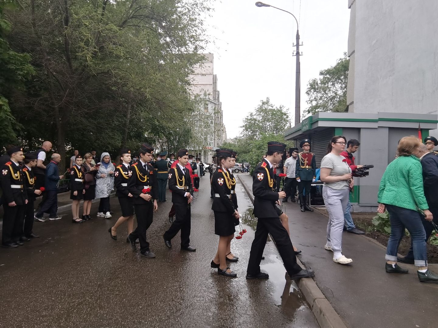 Балашиха, мемориальная доска, военнослужащий в зоне СВО, патриотизм, Орден Мужества