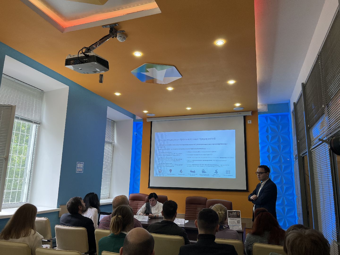 Химки, экономика, круглый стол, предприниматели, меры поддержки, малый и средний бизнес