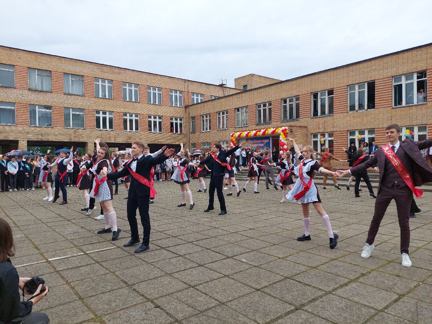 образование, последний звонок, школьники