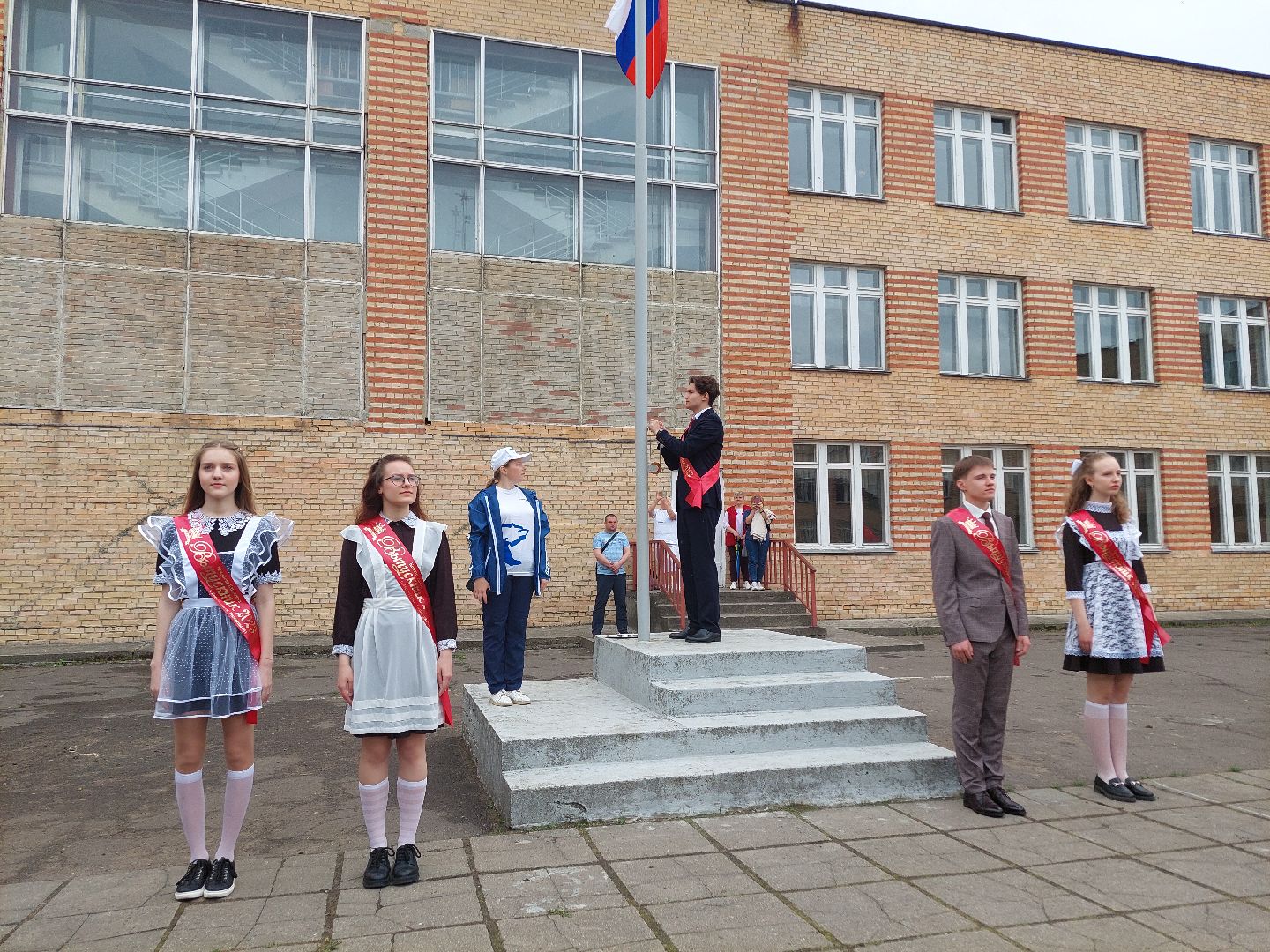 образование, последний звонок, школьники