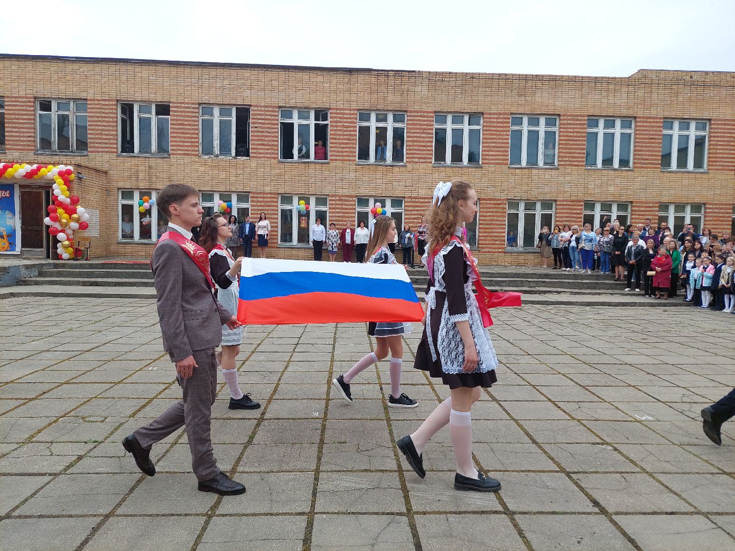 образование, последний звонок, школьники