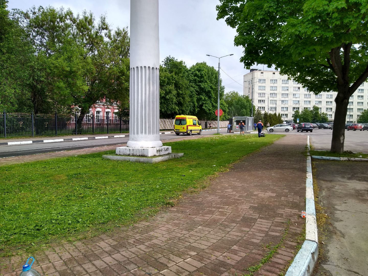 Раменское, благоустройство, покос травы, больничный городок