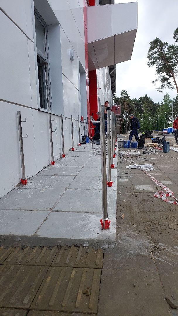 стадион, строительство, стадион спартак, серпухов, люди с ОВЗ, тактильная плитка, доброе дело,