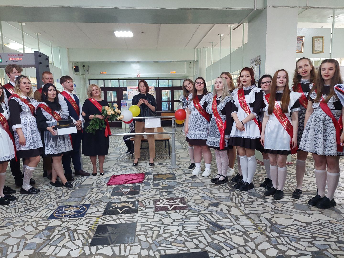 последний звонок, памятная звезда