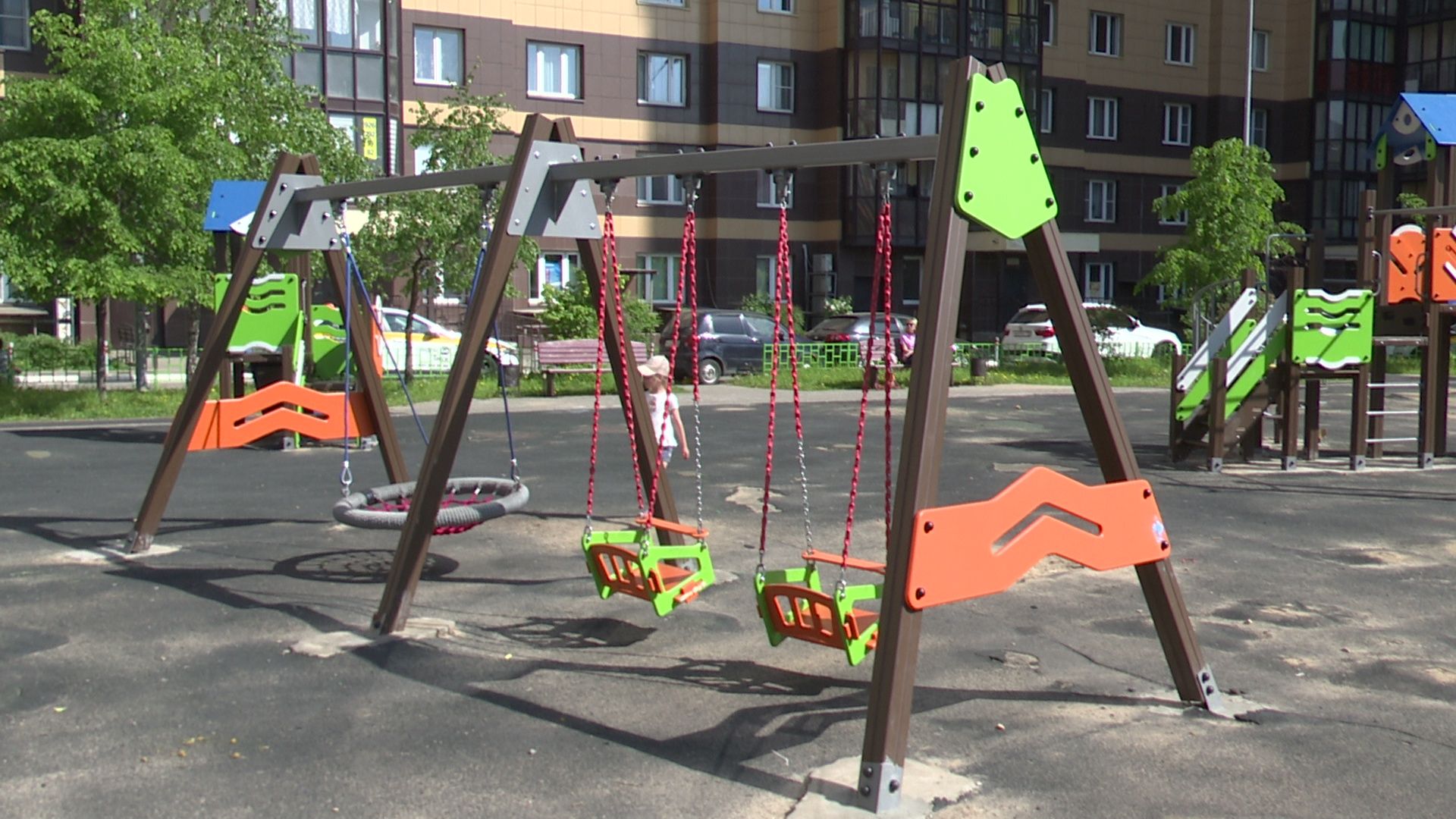 Реутов, Станислав Каторов, благоустройство, ЖКХ, качели, площадки, мусор, озеленение