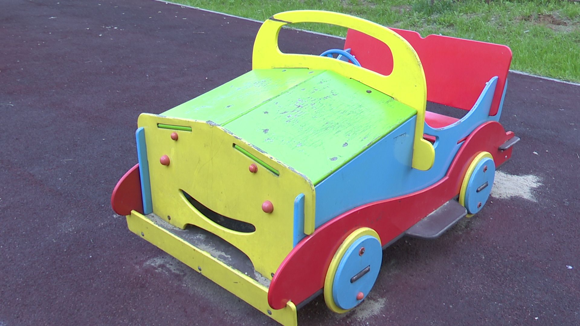 Реутов, Станислав Каторов, благоустройство, ЖКХ, качели, площадки, мусор, озеленение