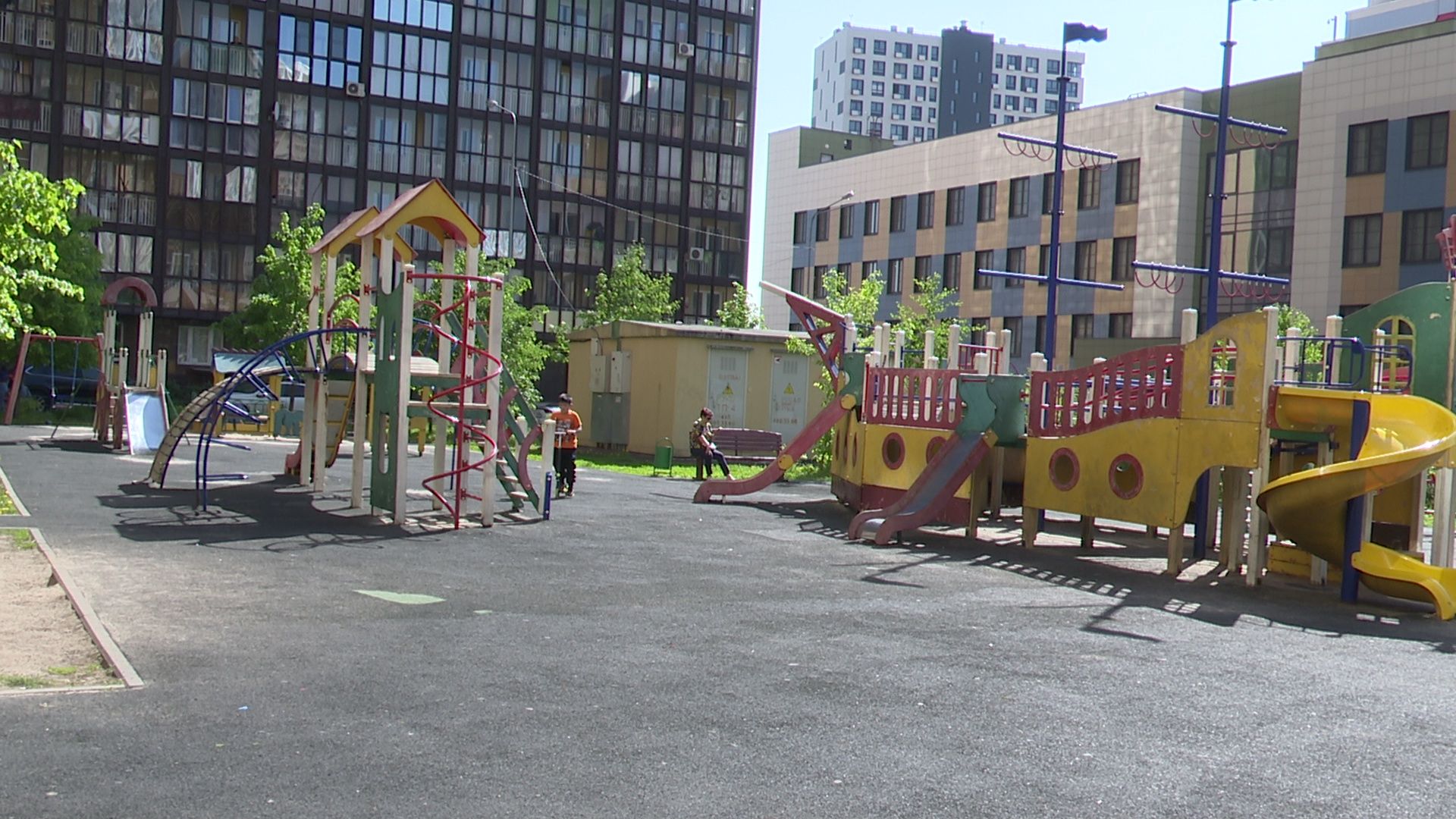 Реутов, Станислав Каторов, благоустройство, ЖКХ, качели, площадки, мусор, озеленение