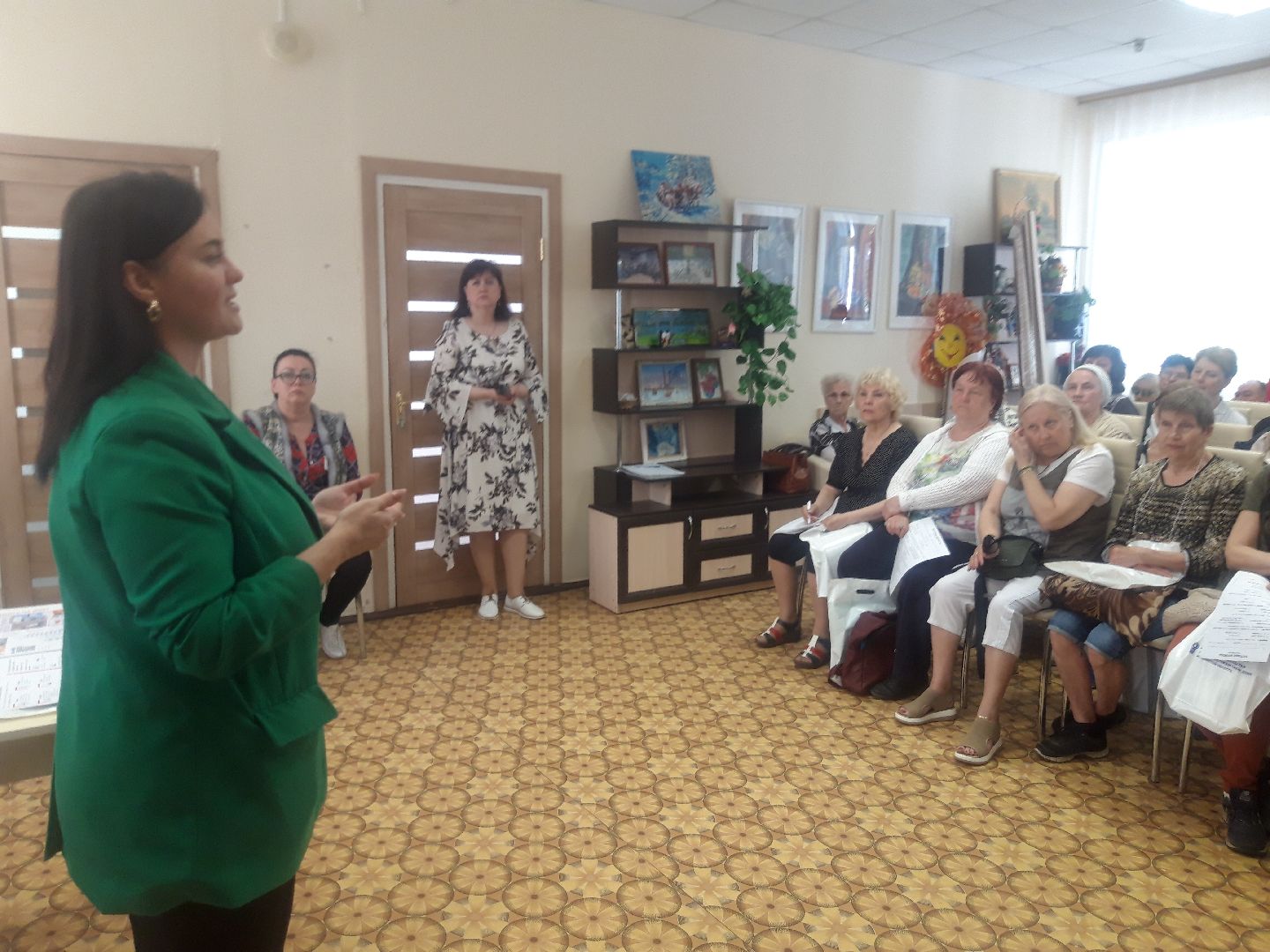 жк, пенсионеры, доброе дело,