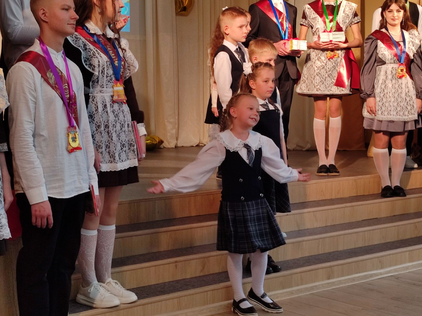 #последнийзвонок, #талдом, #школа, #выпускники, #конецучебногогода