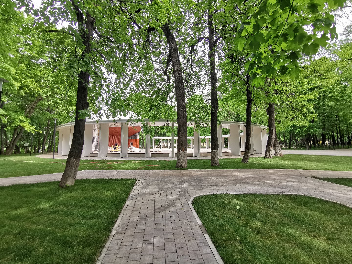 Подольск, парк, плитка