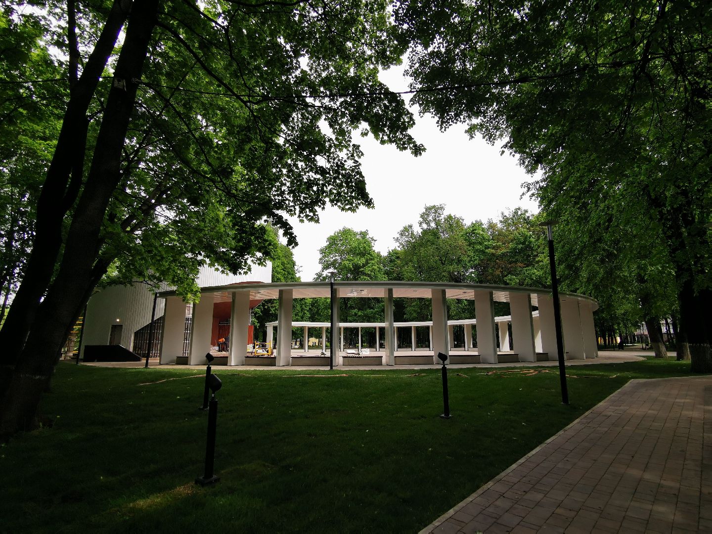 Подольск, парк, плитка