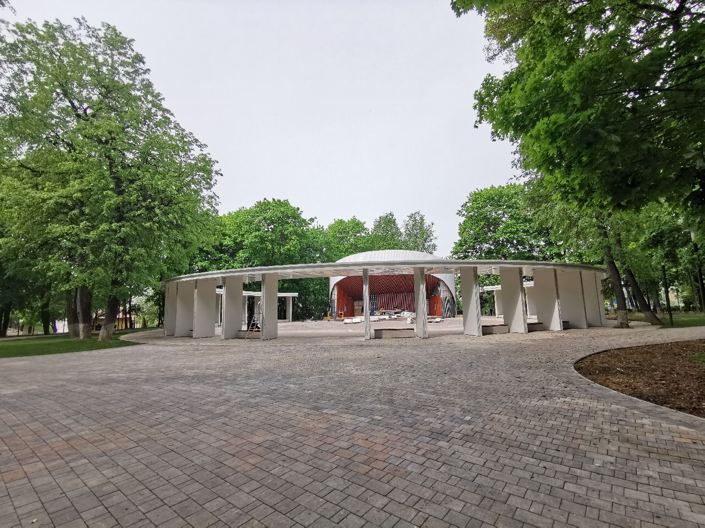 Подольск, парк, плитка