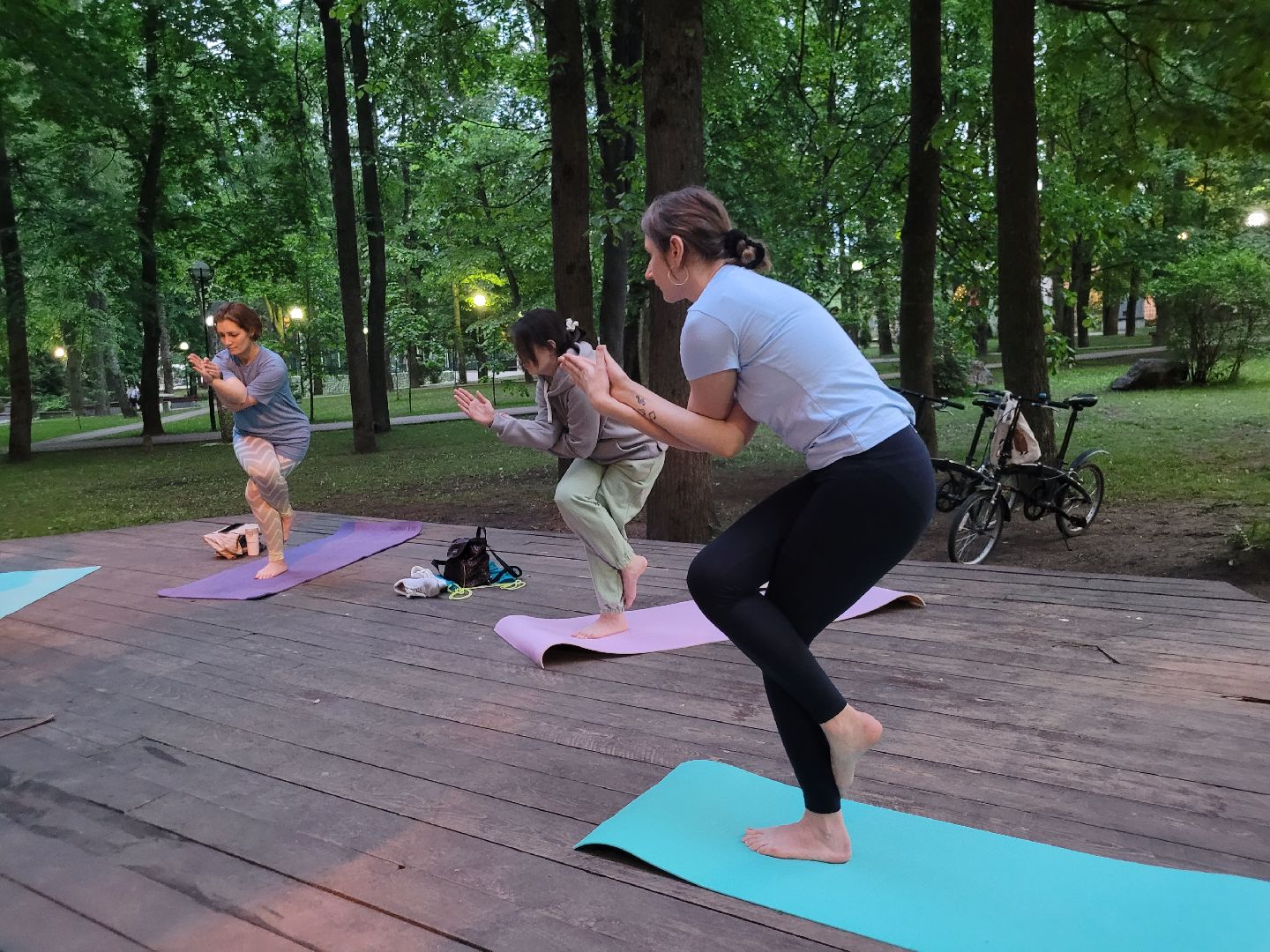 йога; видное; центральный парк; здоровье