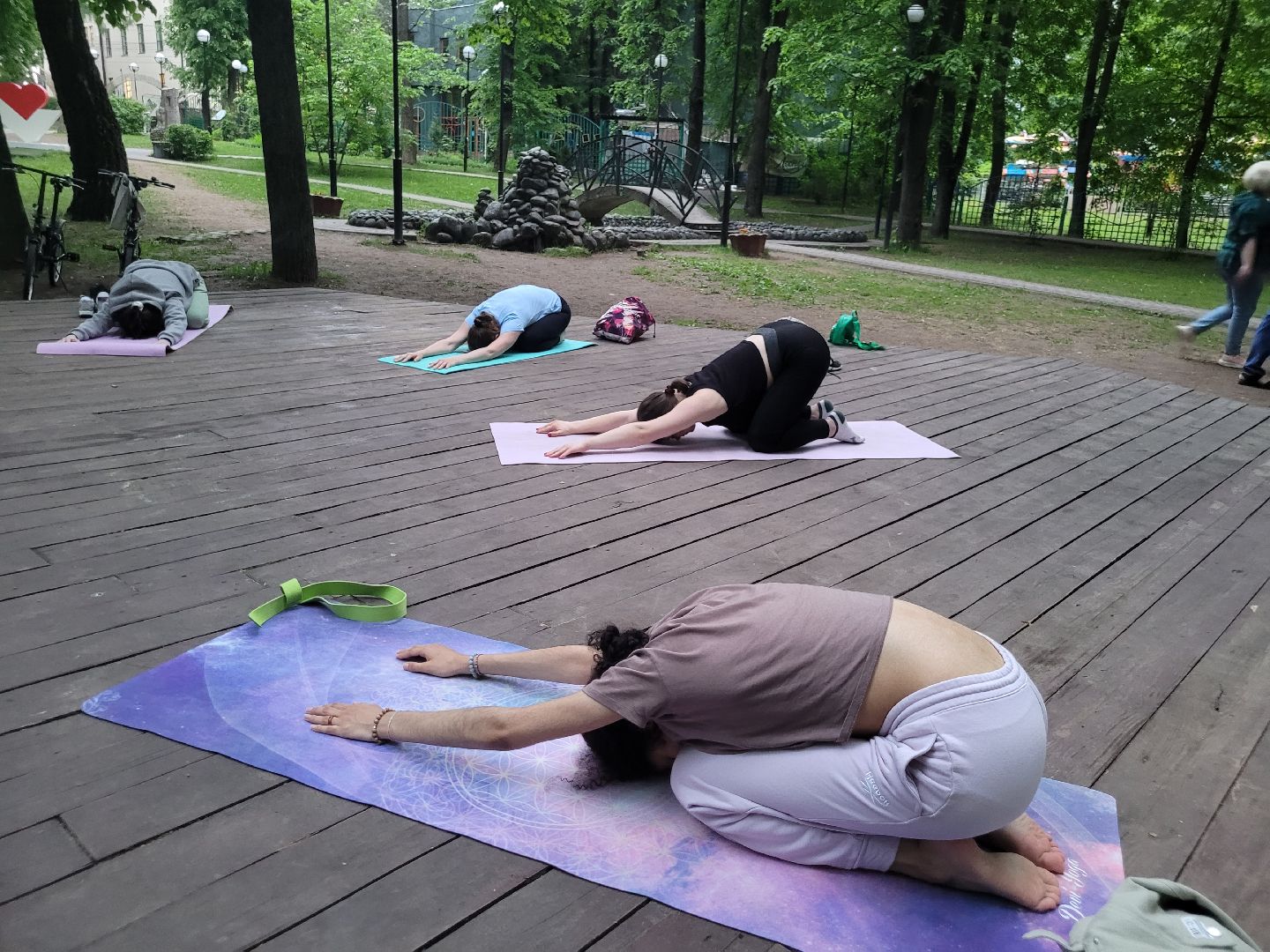 йога; видное; центральный парк; здоровье