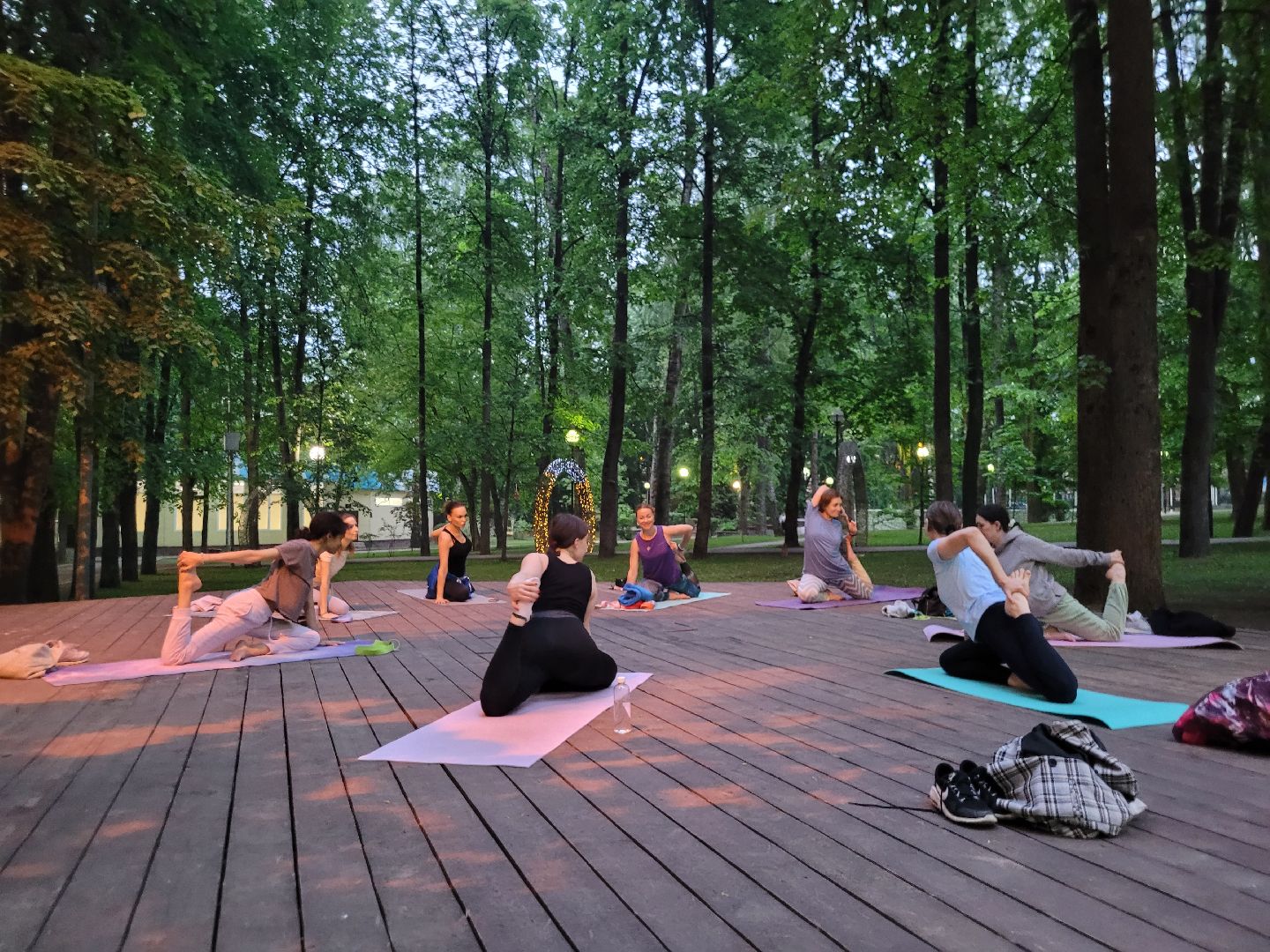 йога; видное; центральный парк; здоровье