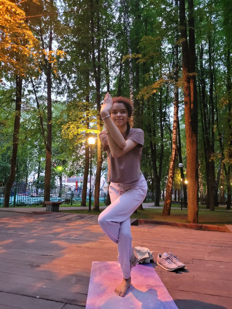 йога; видное; центральный парк; здоровье