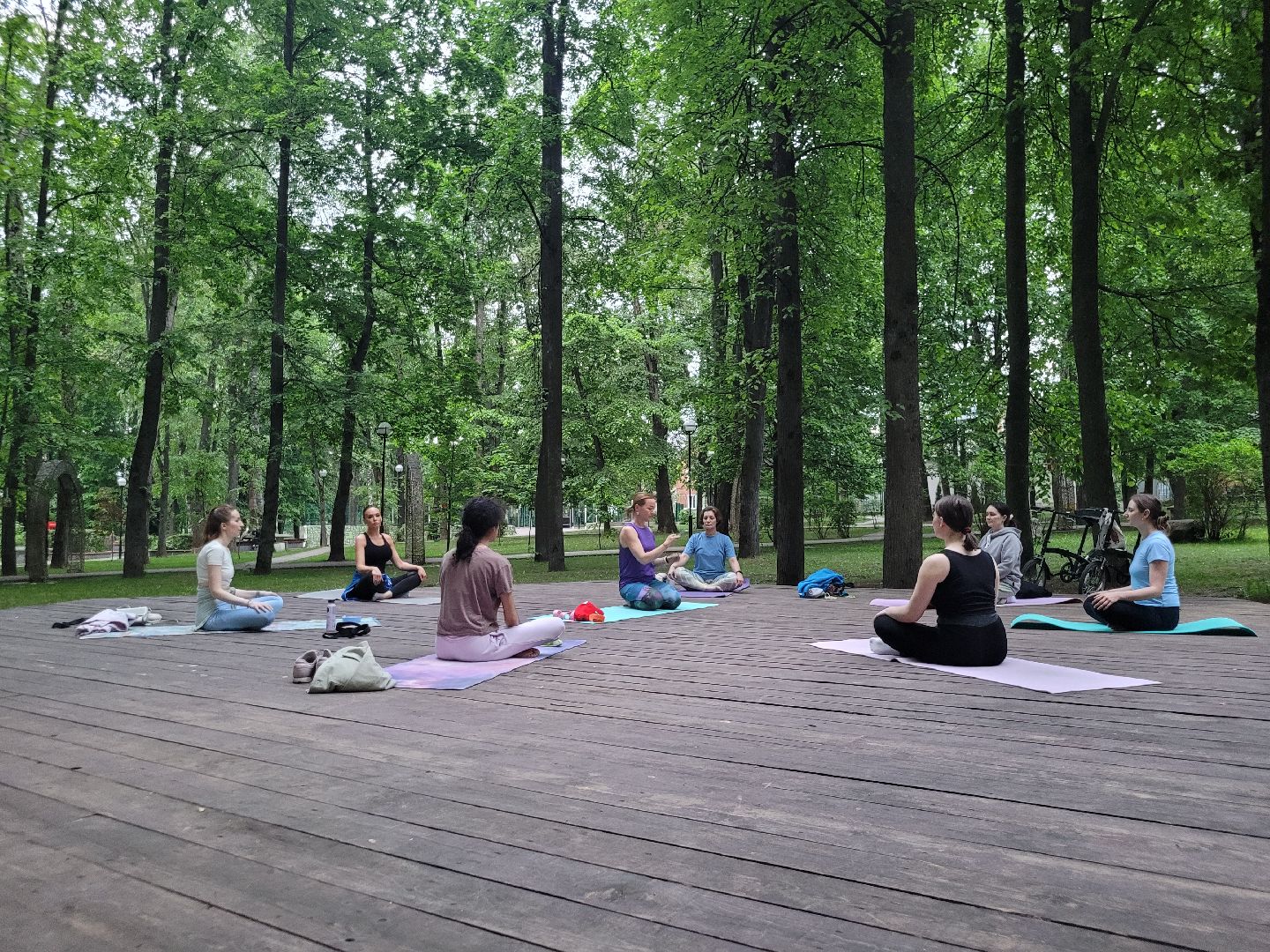 йога; видное; центральный парк; здоровье