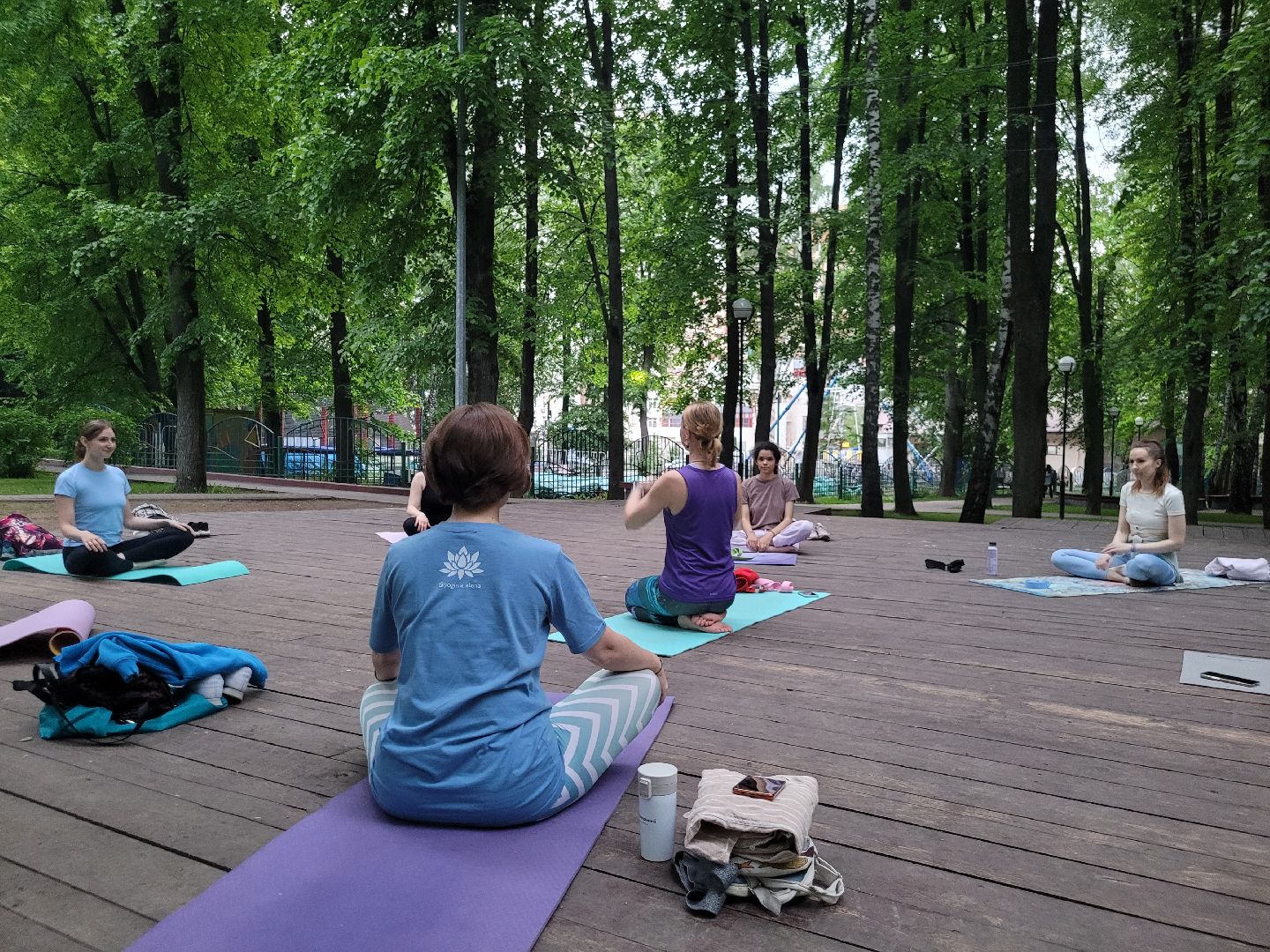 йога; видное; центральный парк; здоровье