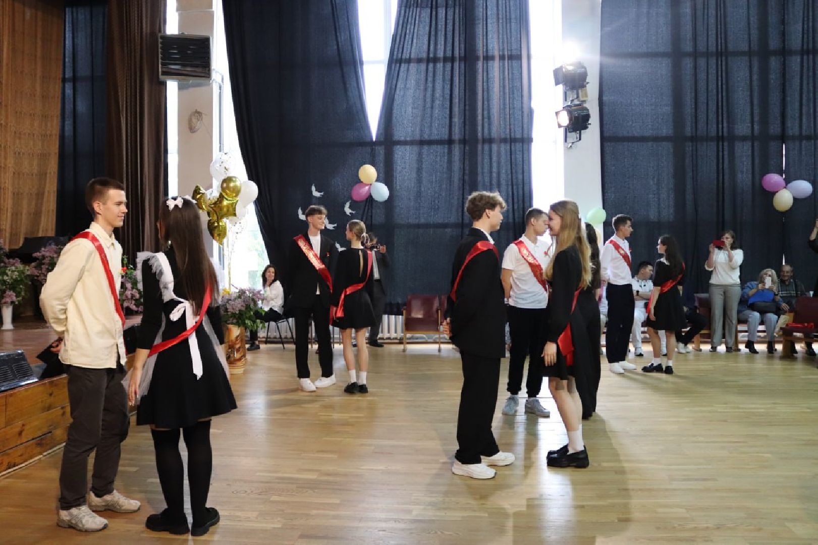 Пущино, последний звонок.