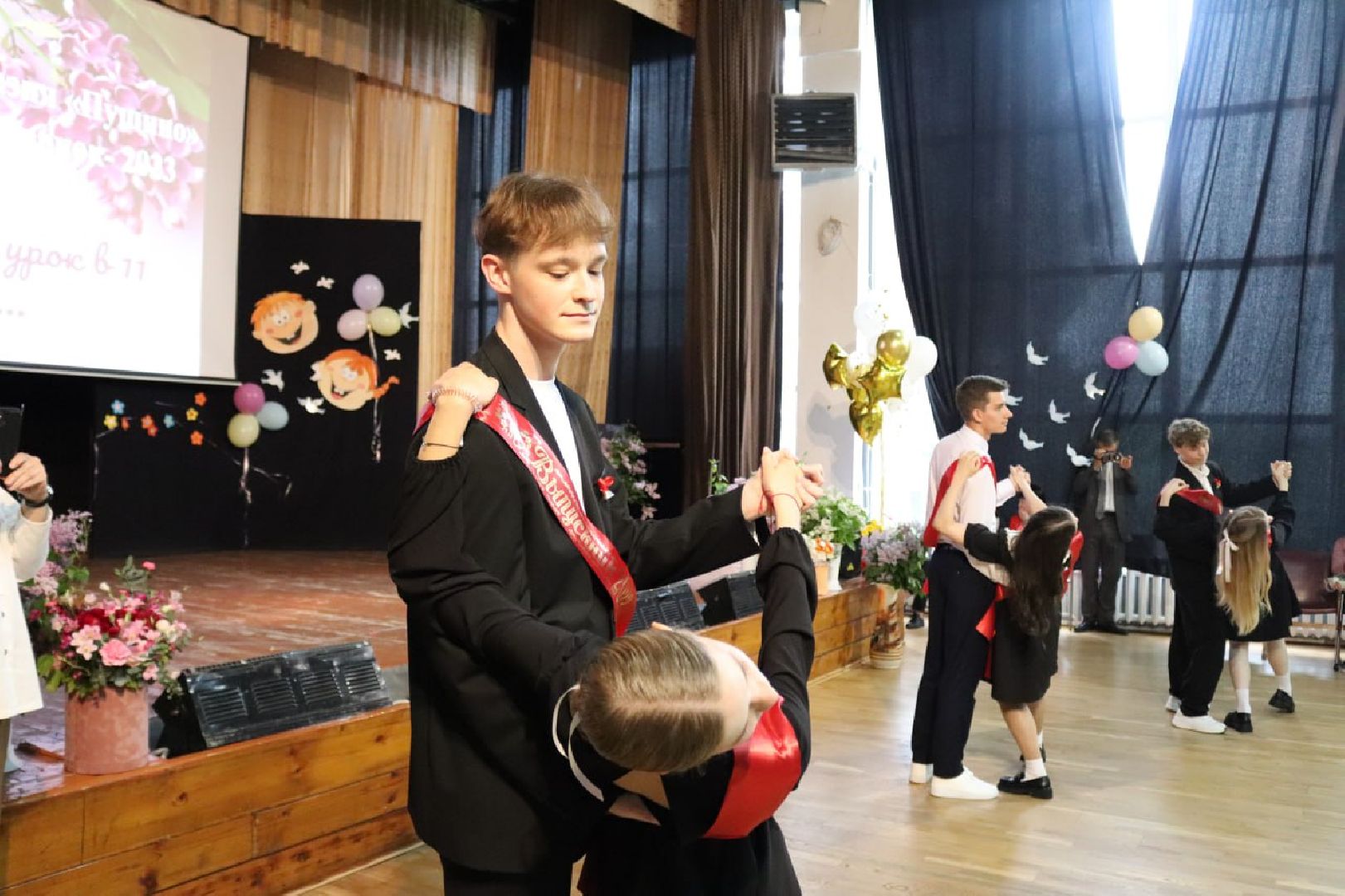 Пущино, последний звонок.