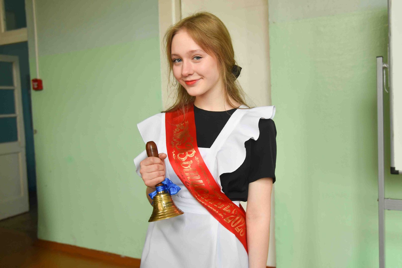 Химки, последний звонок, выпускники