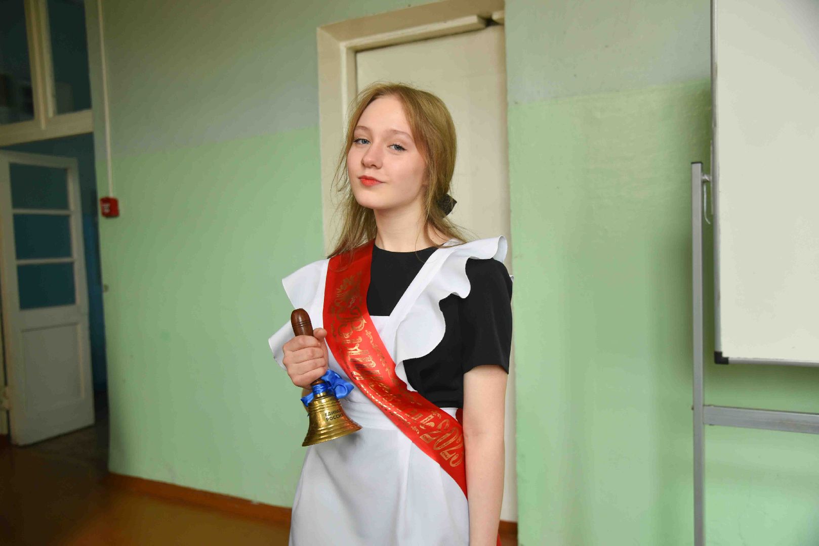 Химки, последний звонок, выпускники