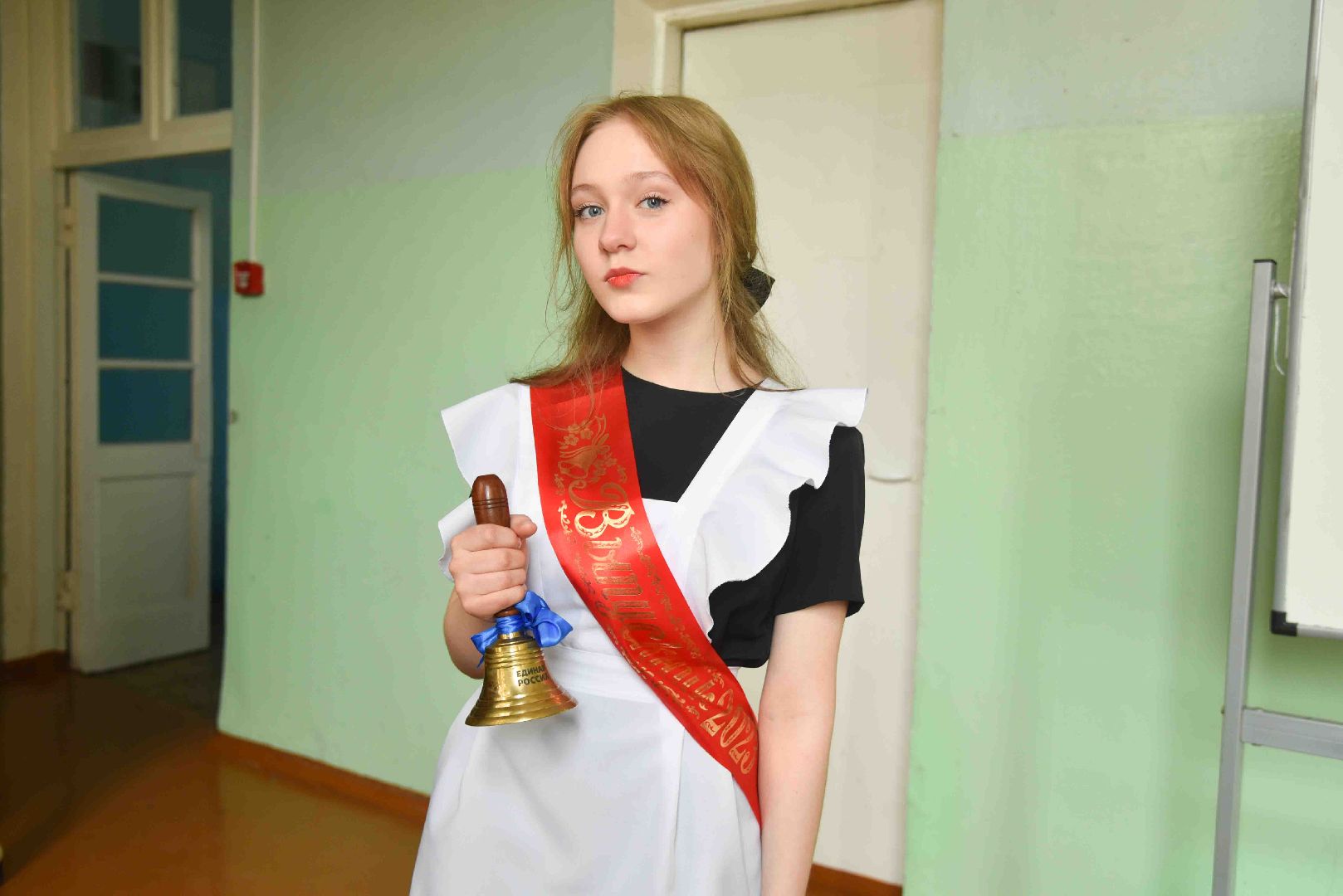 Химки, последний звонок, выпускники