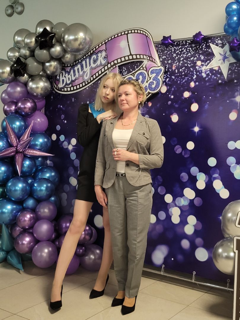 последний звонок; видное; гимназия; ученики