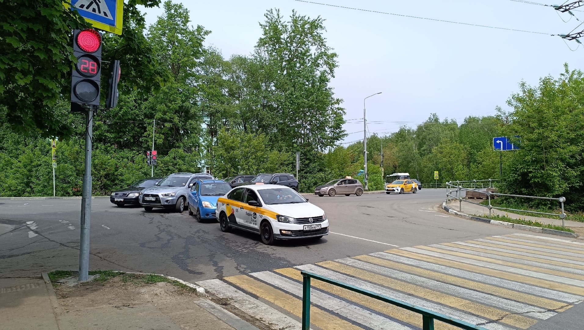 Лобня, транспорт, светофор