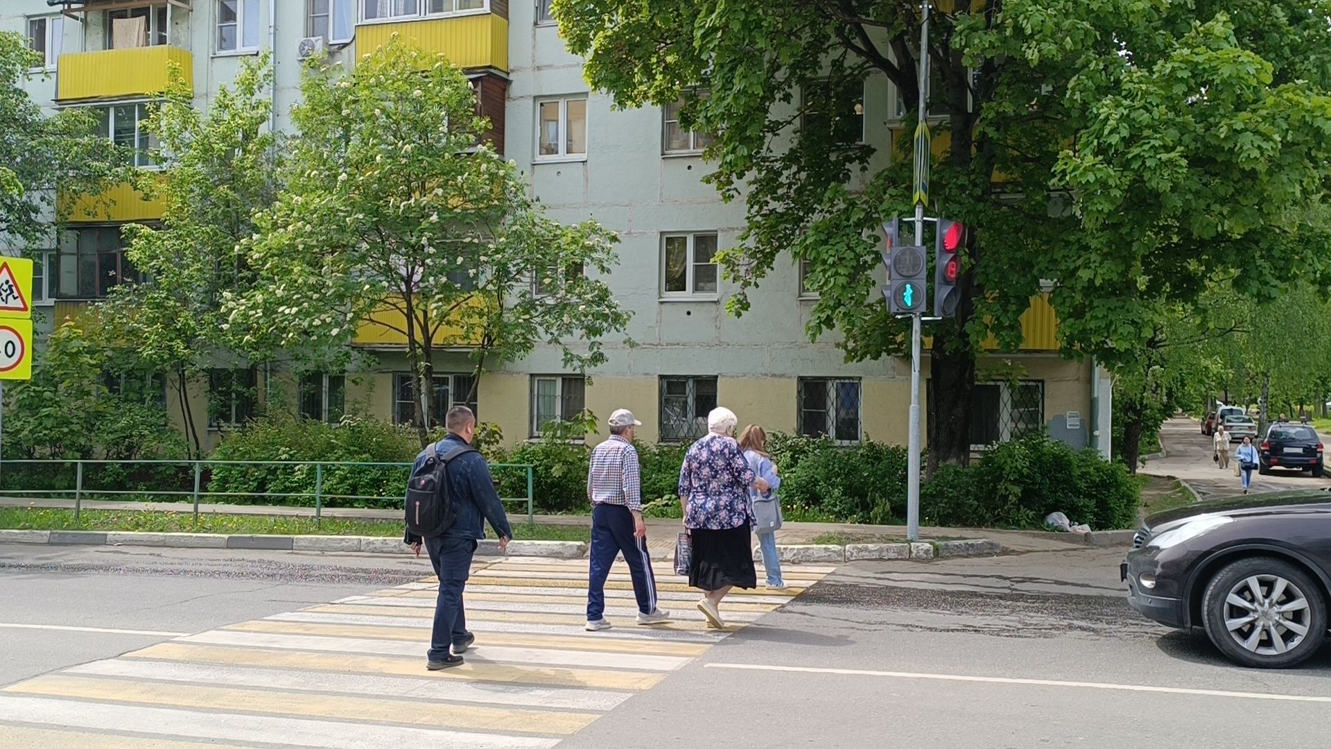 Лобня, транспорт, светофор