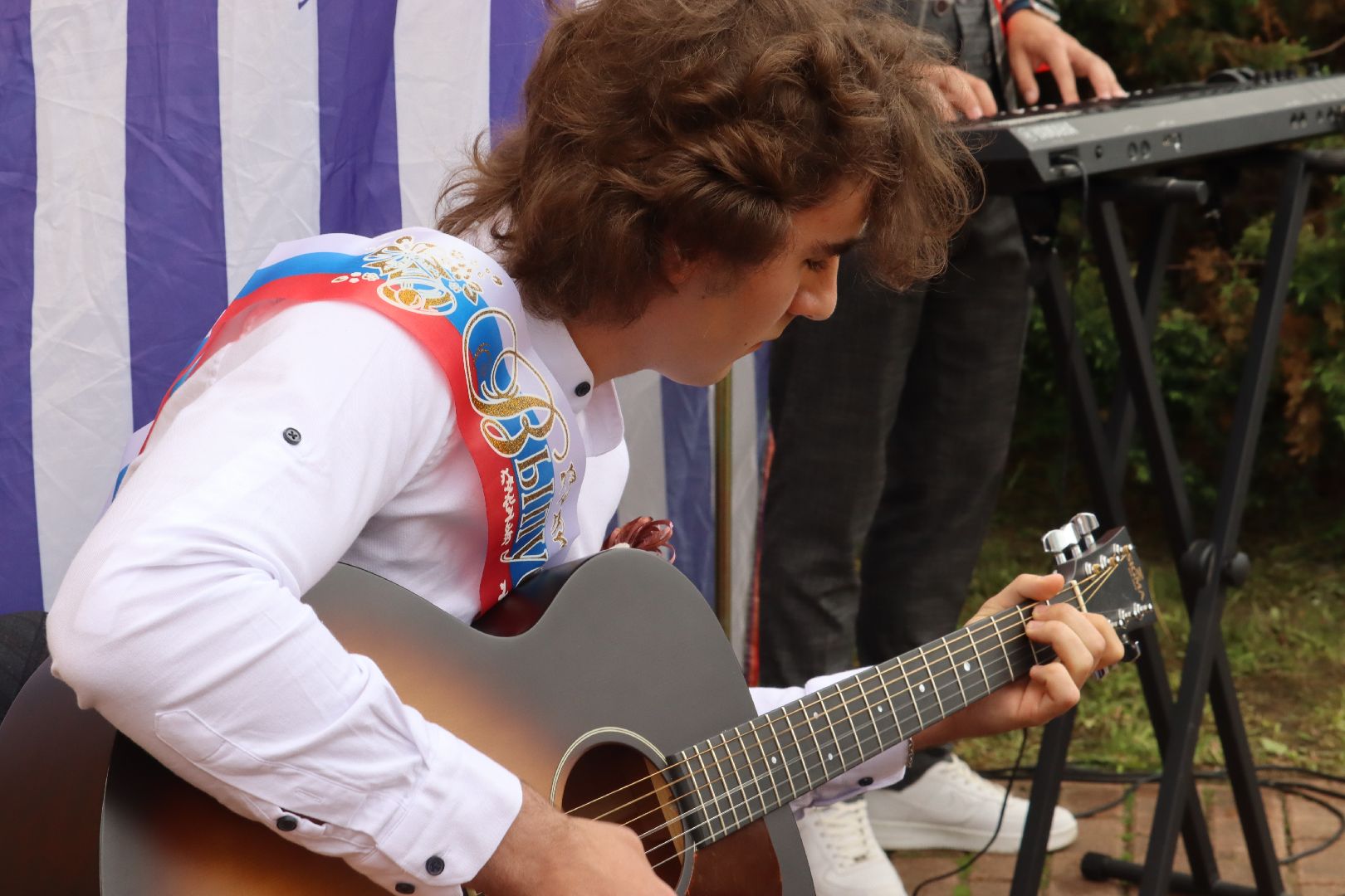 Серебряные Пруды, последний звонок, СОШ Чуйкова