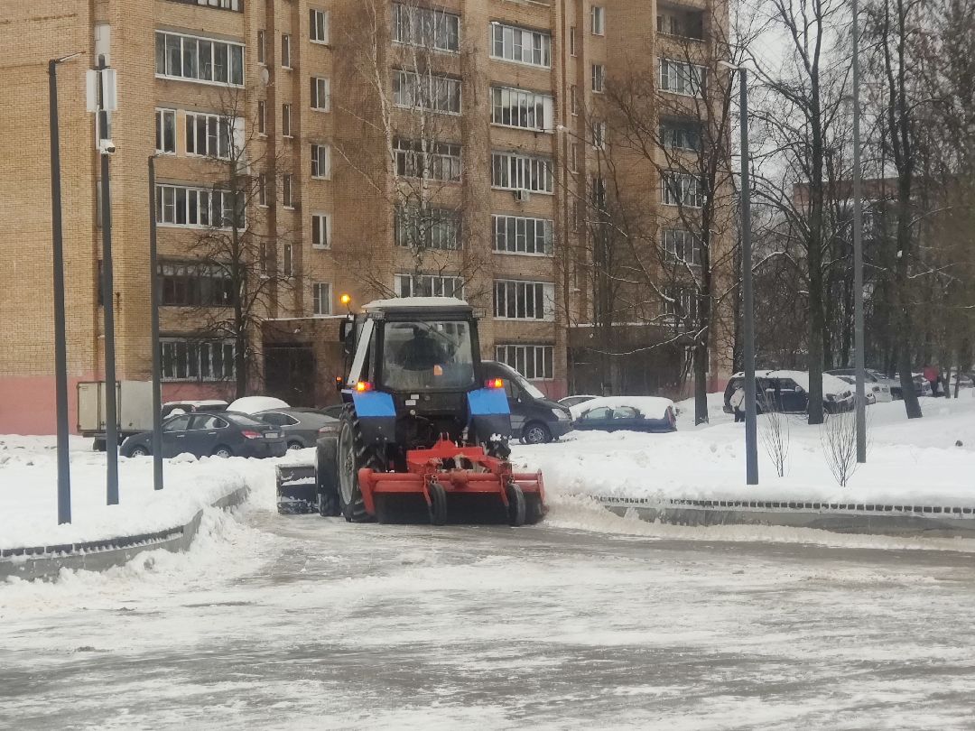 Красноармейск, коммунальная служба, Городское хозяйство, уборка снега, дорожная техника
